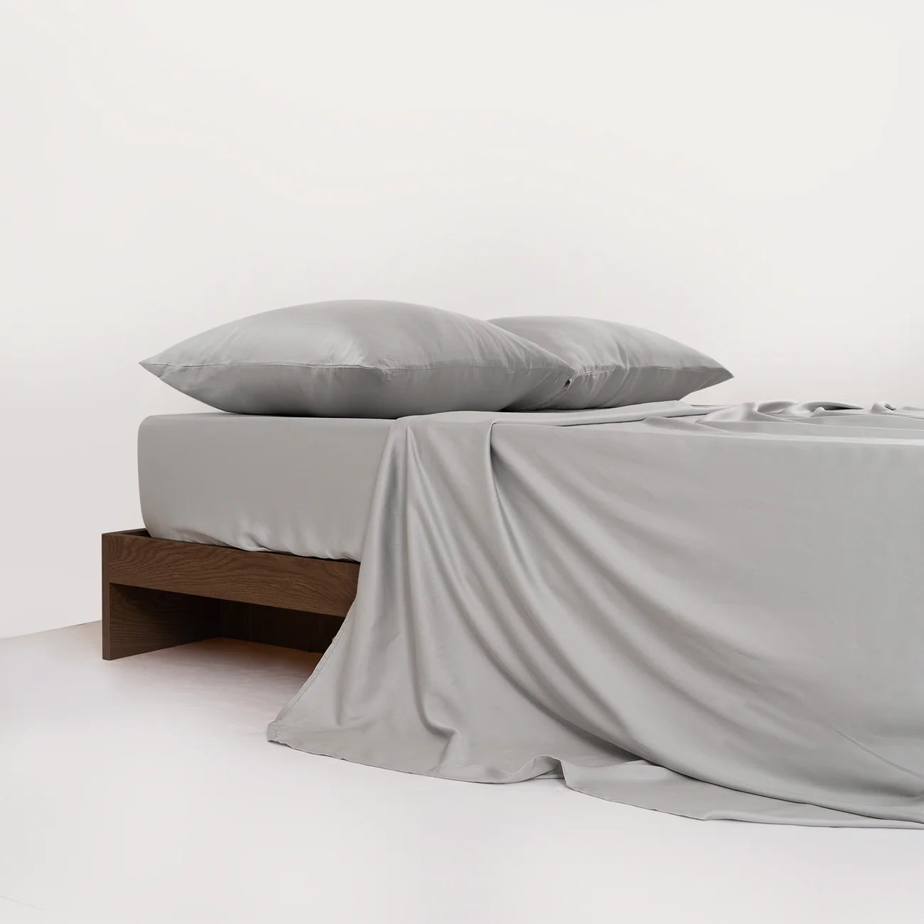 TRENZA Bamboo Sheet Set - Pet Hair Repellent for Dogs/Cats Family - Limited Time Offer